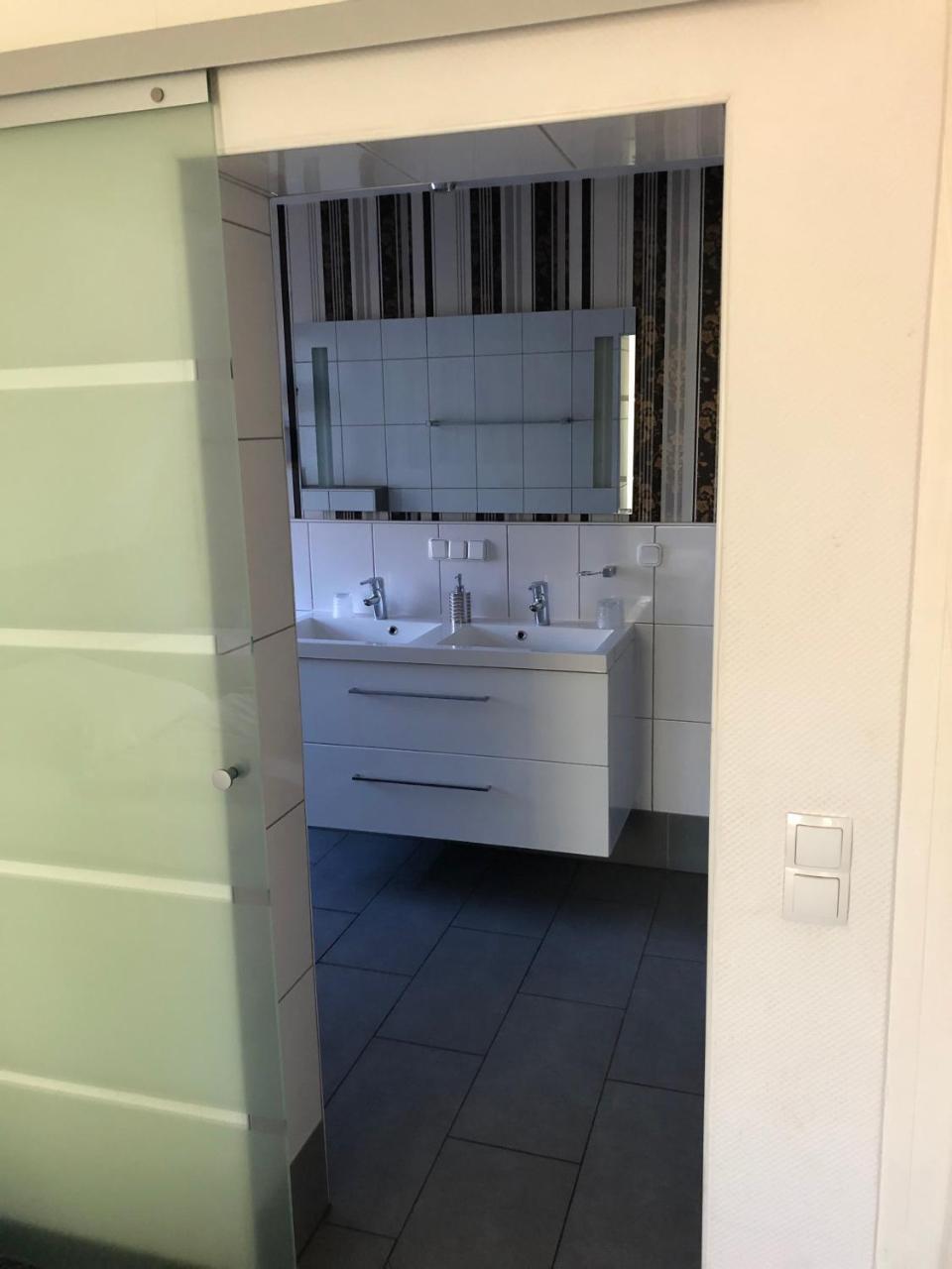 Fettehenne Gaestehaus Erkrath Buitenkant foto